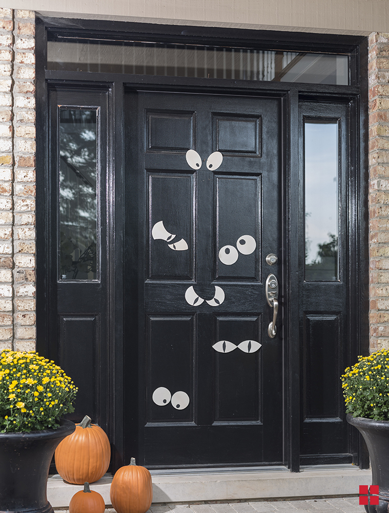 Halloween Glow-in-the-Dark Eyes